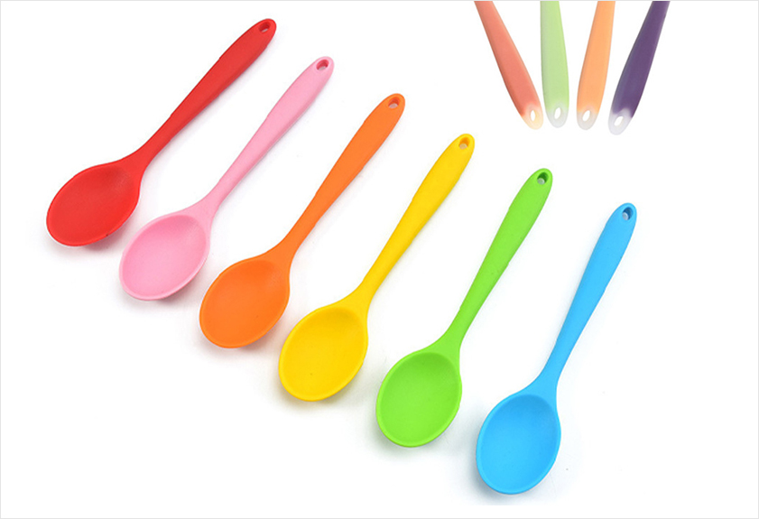 Dyes used in the coloring of natural and synthetic rubber